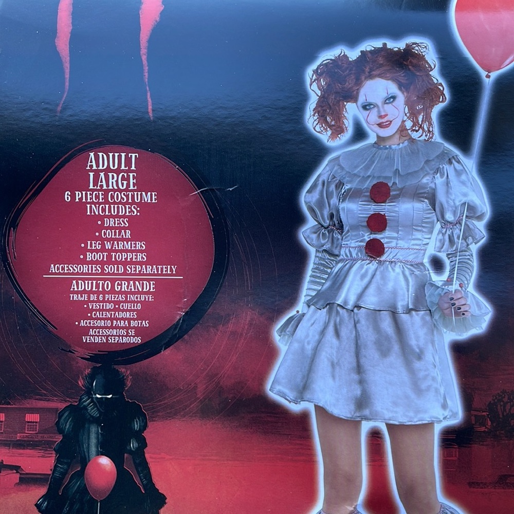IT Women’s Pennywise Costume New!